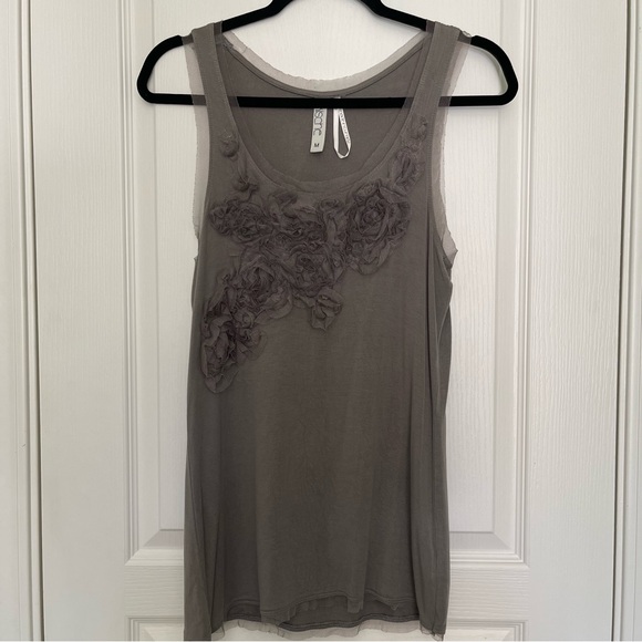 Kische Gray Racerback Tank with Sheer Mesh Flower Trim – Size M - Picture 1 of 7